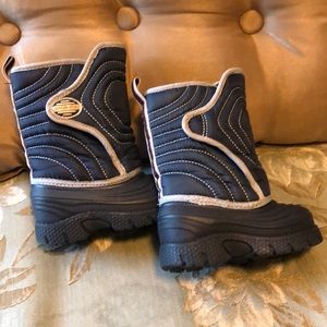 Stride Rite Boys’ Snowboots